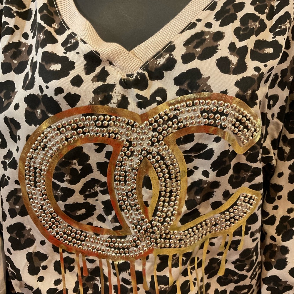 Leopard Print Blouse with Gold Accents - Picture 2 of 8